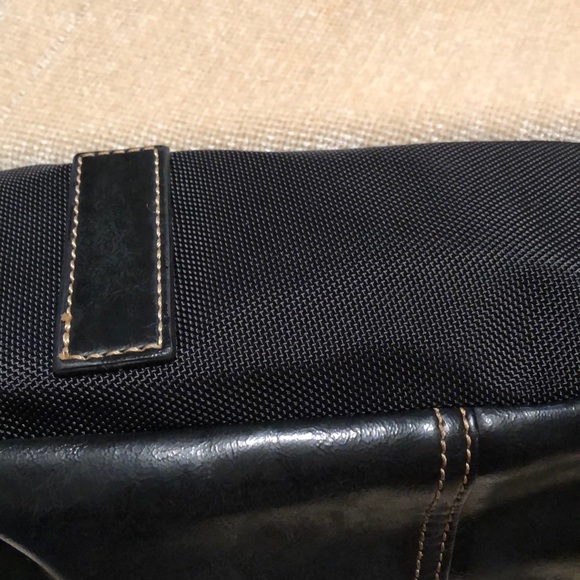 Handbag - Picture 4 of 5